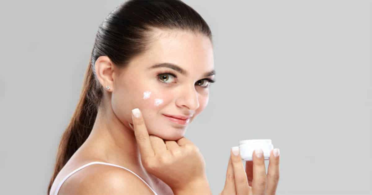 Most effective method to Make a Rosemary and Strawberry Face Cream